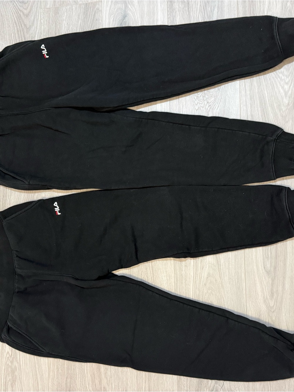 Women’s FILA Black Sweatpants x2